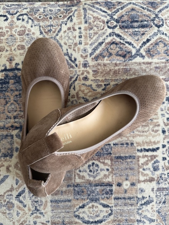 Minelli Shoes - Minelli Taupe Suede Perforated Ballet Flats. EU 40 (US 9/9.5)